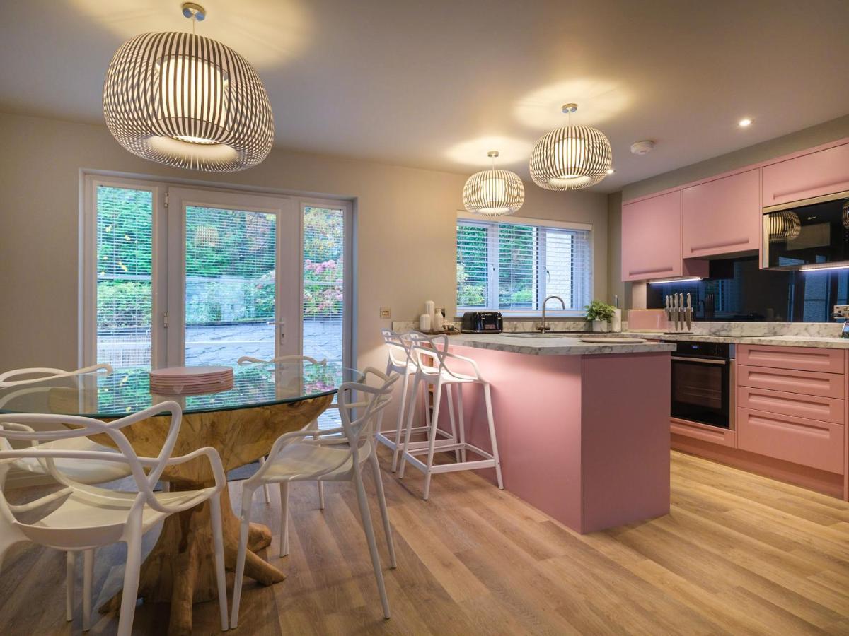 The Neon Rose Villa Bowness-on-Windermere Ngoại thất bức ảnh